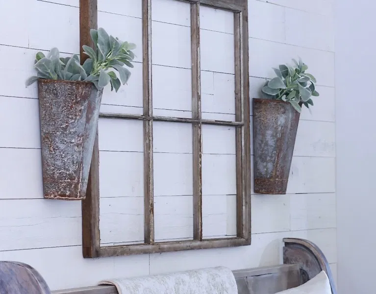 Spring Farmhouse Dining Room