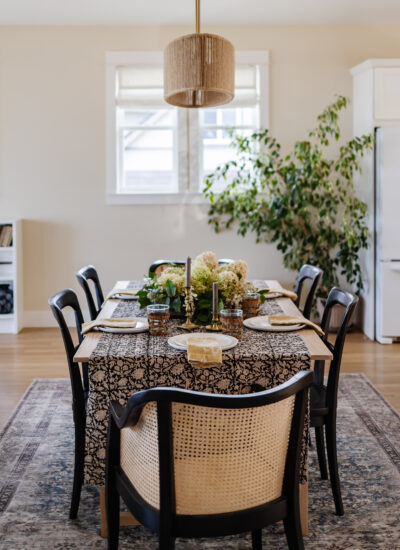 Fall Tablescape using Dried Hydrangeas. This afforable and free decorating hack will beautify your home in Fall.